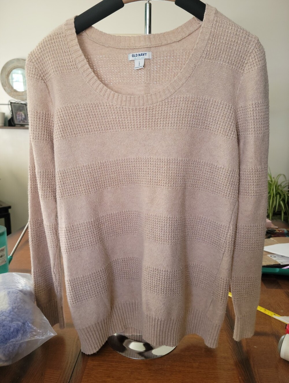 Old Navy Women's Scoop Neck Sweater - Dusty Blush